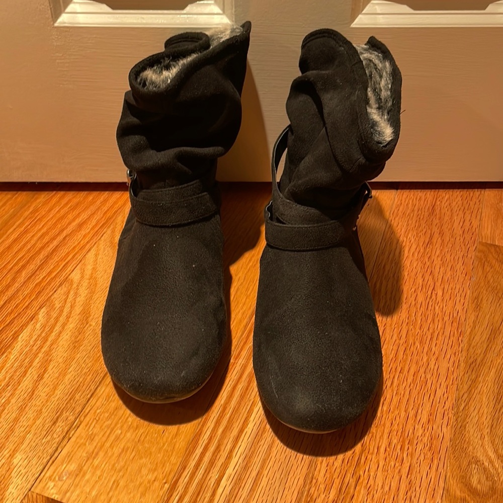 COPY - Black valor boots